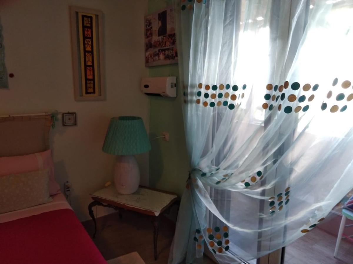Stanza Privata Casa Artistica Mariola Bed & Breakfast San Sperate Exterior foto